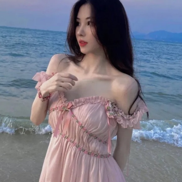 Never Worn. Fairy/ Cottage-core Pink Flower Dress - Picture 2 of 3